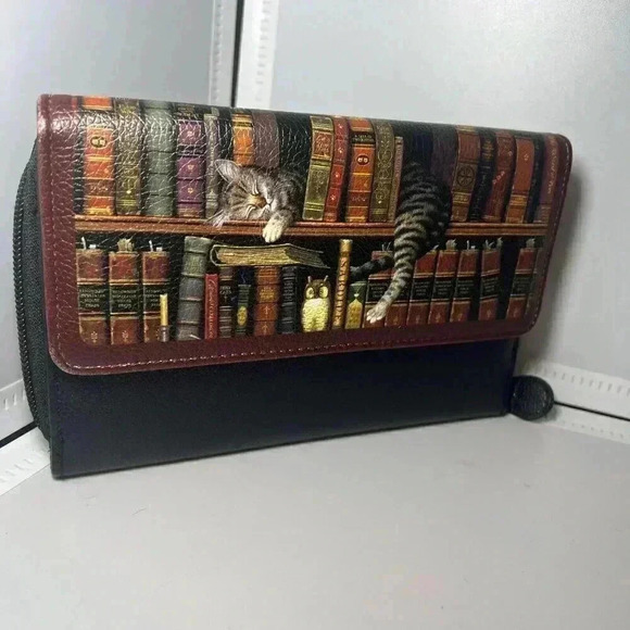 Charles Wysocki Classic Tails Women's Wallet - Picture 1 of 7